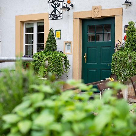 Romantik Hotel De L'Ours Sugiez Eksteriør billede