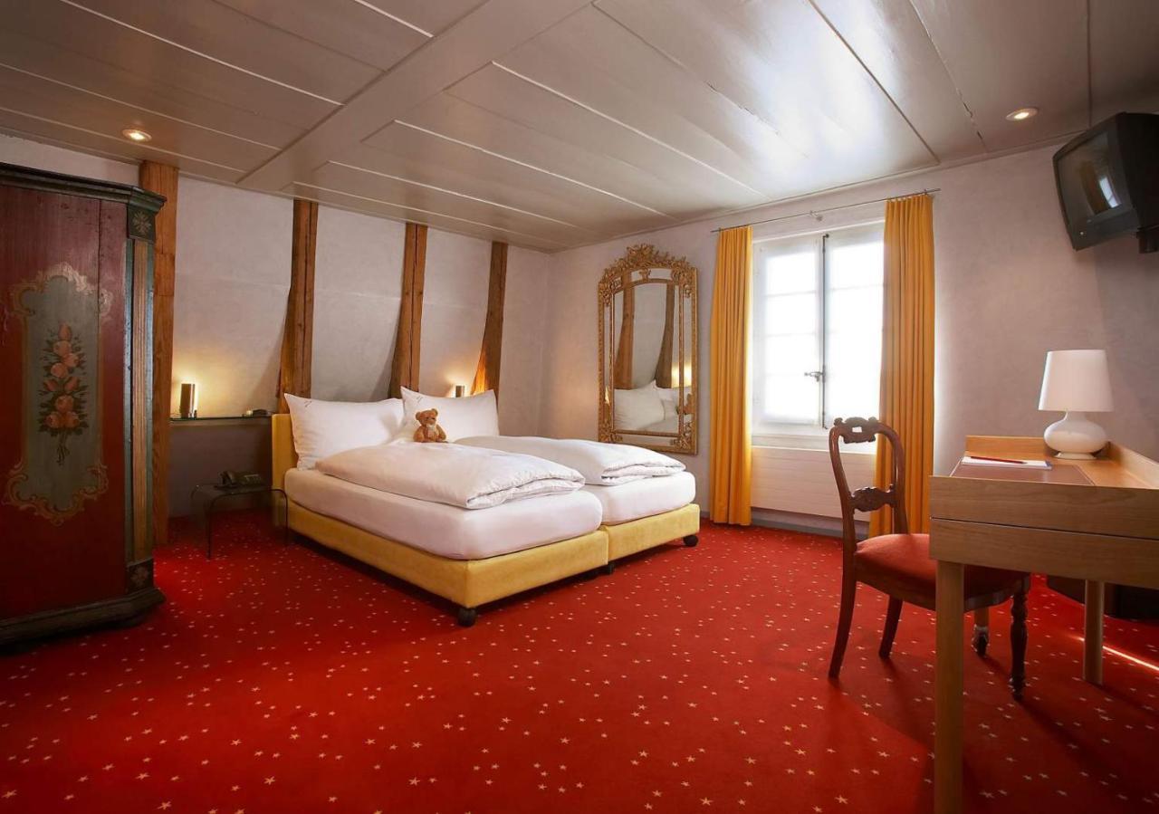 Romantik Hotel De L'Ours Sugiez Eksteriør billede