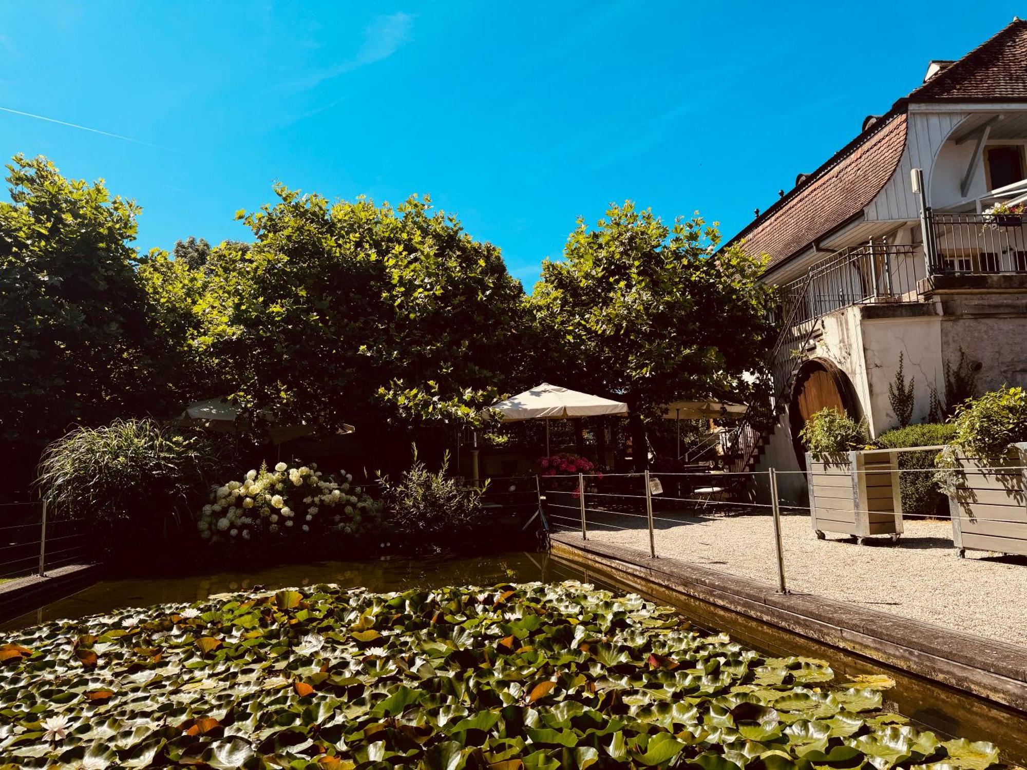 Romantik Hotel De L'Ours Sugiez Eksteriør billede